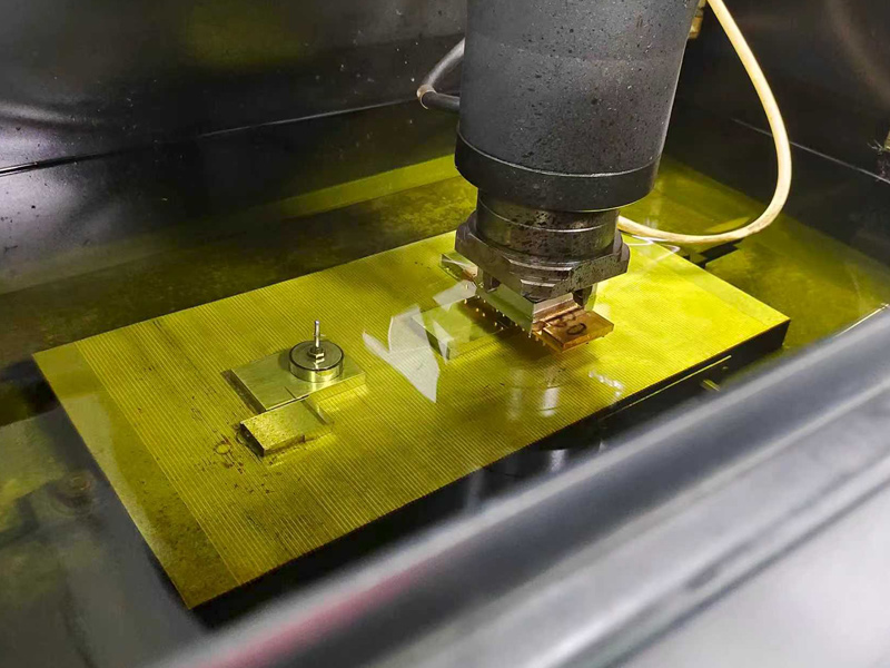 Servis CNC EDM