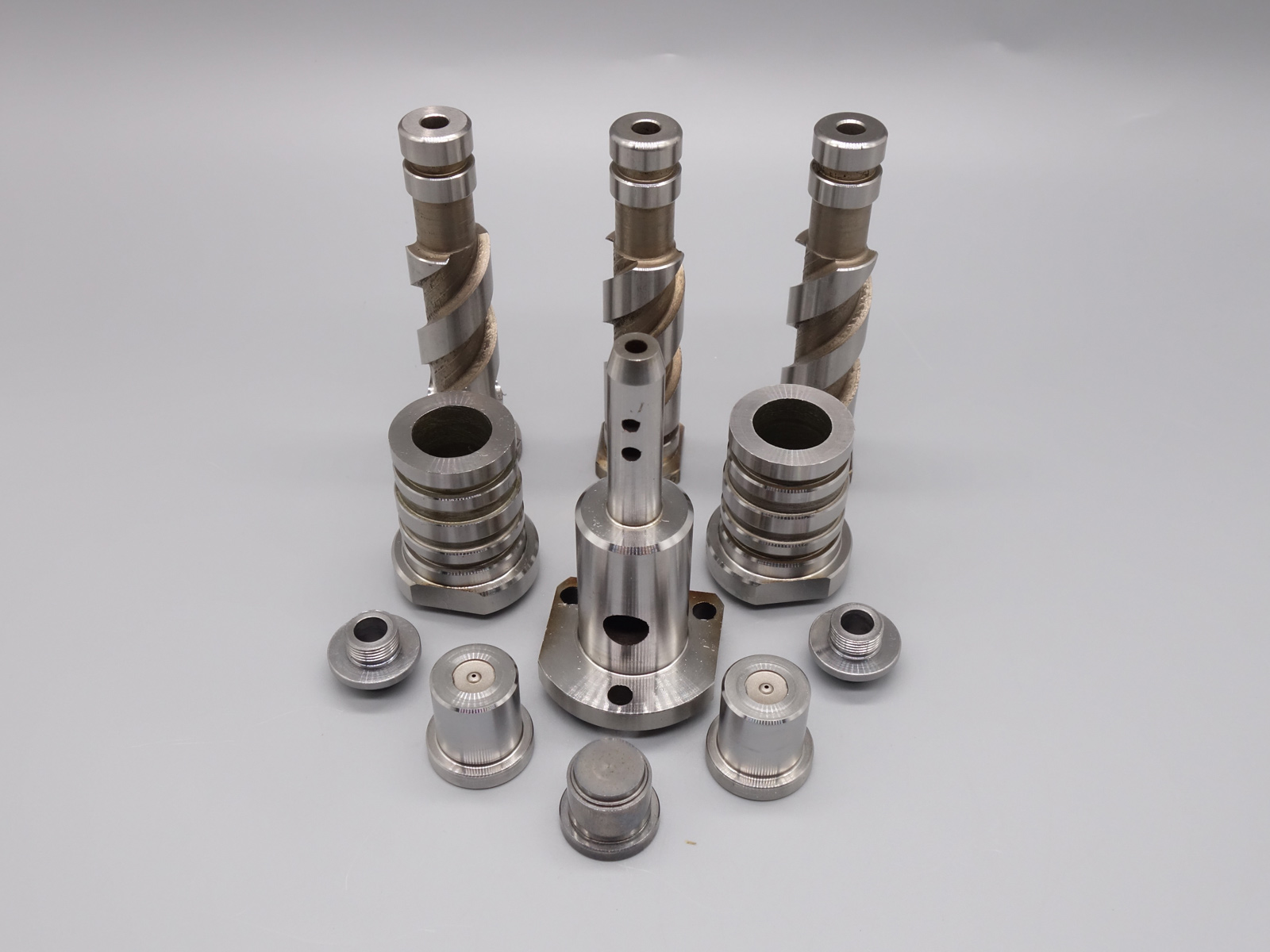 Perch&eacute; scegliere il servizio CNC in acciaio di U-NEED